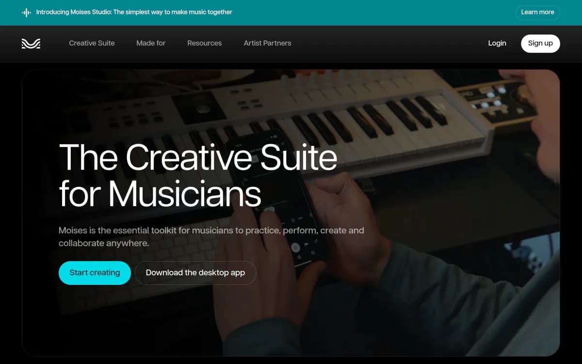 Screenshot of the Moises website